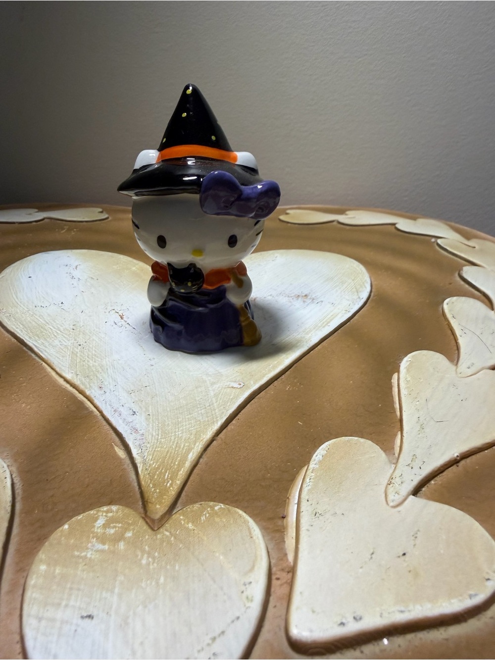 2025 Blue Sky Hello Kitty Witch Halloween Figurine